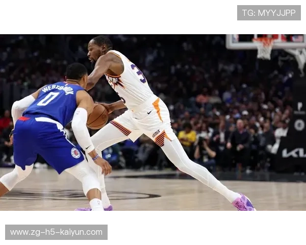 快船队士气高昂，全力冲刺季后赛，快船季后赛宣传片